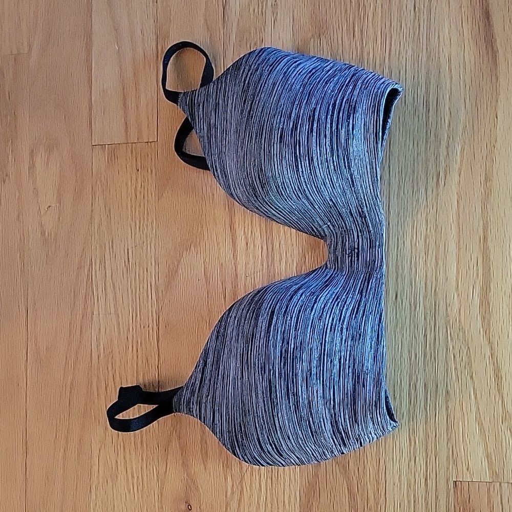 Victoria's Secret Tshirt Bra